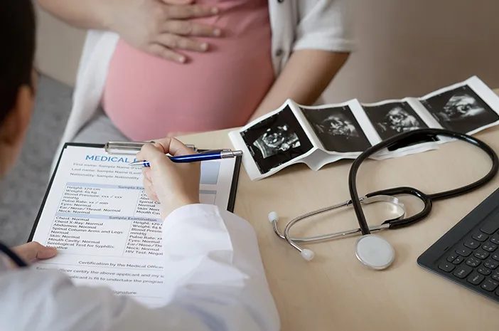 dokter kandungan perempuan Nganjuk