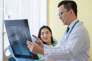 Info Praktek dr. Bahrodin, Dokter Spesialis Peyakit Dalam Ponorogo