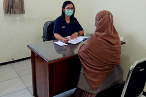 dr. Dewi Prisca, Sp. KJ, Dokter Kesehatan Jiwa Bondowoso