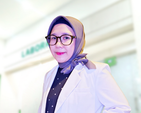 dr. Kiajeng Winda, Sp. M, Dokter Spesialis Mata Surabaya