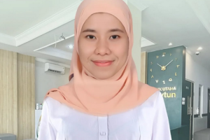 Praktek Efi Kurnia, S.Tr. Kes, Ftr, Rekomendasi Fisioterapis Pemekasan