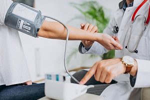 dokter penyakit dalam Banyumas dr. Haidar Sp. PD