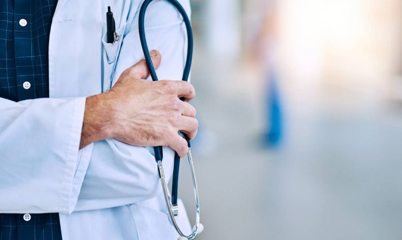 dokter spesialis urologi Karanganyar dr. Andry Sp. U
