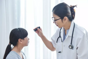 dr. Oktarina Nila, Sp. M, Jadwal Praktek Dokter Spesialis Mata Pati
