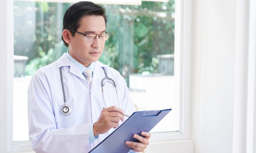 dokter penyakit dalam Purworejo dr. Chusni Sp. PD