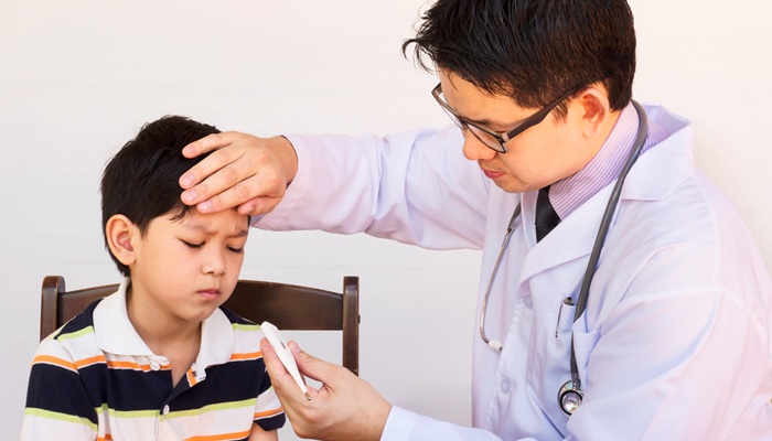 dokter spesialis anak Pemalang dr. Rikki Sp. A