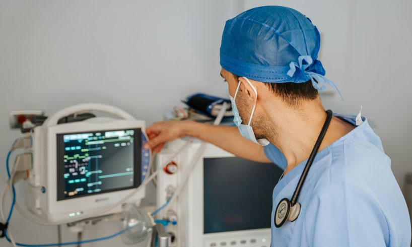 dokter spesialis anestesi Sragen dr. Oddie Sp. An