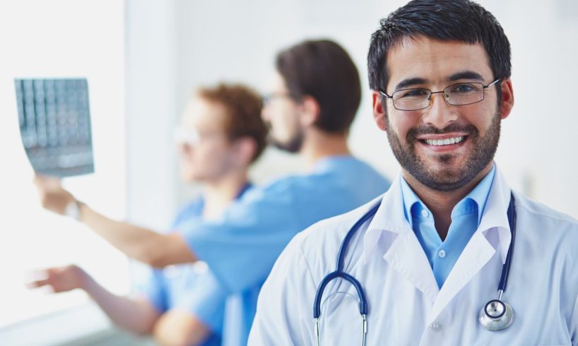 dokter spesialis urologi Pati dr. Isa Fuad Sp. U