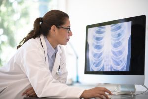 dokter spesialis paru Sukoharjo dr. Nia Sp. P