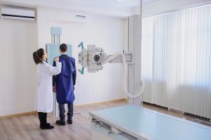 Dokter Spesialis Radiologi Sragen, dr. Yulia Ratna, Sp. Rad