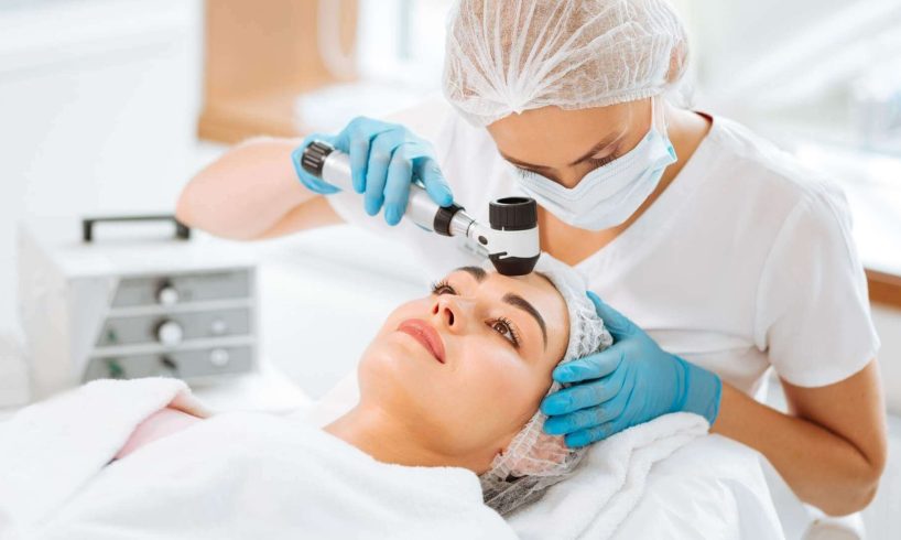 Rekomendasi Dokter Spesialis Kulit Klaten, dr. Rosari, Sp. KK