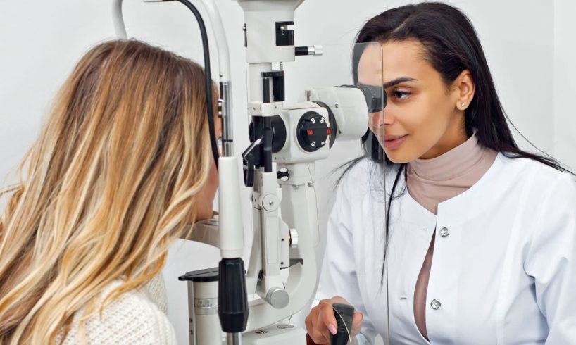 dokter spesialis mata Rembang dr. Fanny Sp. M