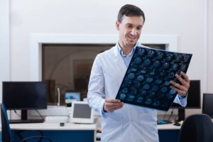 dokter spesialis saraf Sukoharjo dr. Herry Sp. S