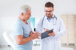 dr. Azwar Hashfi, Sp. U, Dokter Spesialis Urologi Kudus