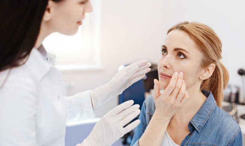 dr. Dwi Rakhmawati, Sp. DVE., Dokter Spesialis Kulit Boyolali