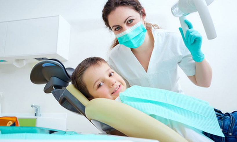 drg. Devi Ayu, Rekomendasi Praktek Dokter Gigi Batang