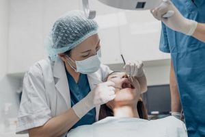 drg. Mira Hartanti, Praktek Dokter Gigi Pemalang