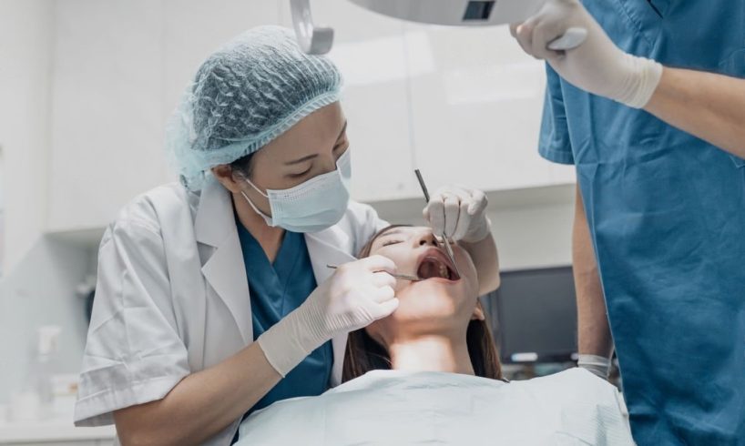 Rekomendasi Praktek Dokter Gigi Sukoharjo, drg. Rika Kurnia