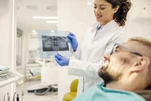 dokter gigi Surakarta drg. Izdihar Silmina