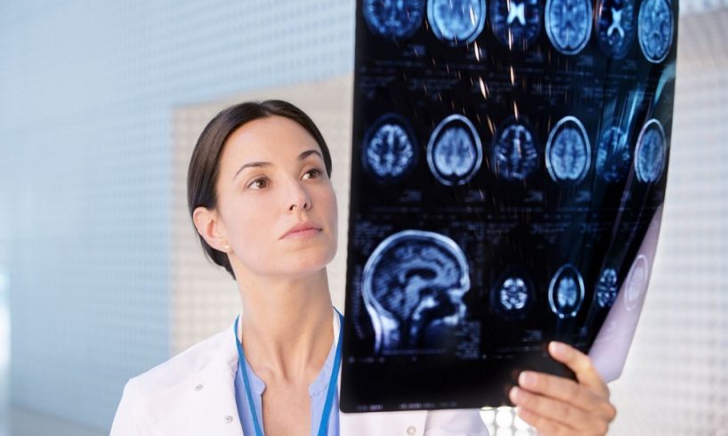 dr. Eva Nur, Sp.N, Dokter Spesialis Saraf Wonosobo