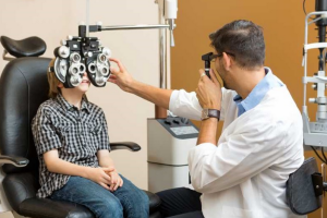 Dokter Spesialis Mata Tabalong, Praktek dr. Arsil, Sp.M