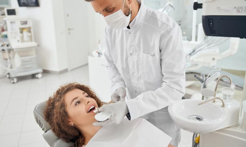 Rekomendasi Dokter Gigi Tanah Laut, Praktek drg. Haeran Kurnia