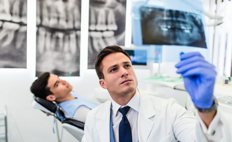 dokter gigi Hulu Sungai Selatan drg. Alfian