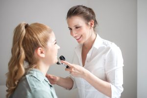 dokter spesialis kulit Tanah Bumbu dr. Rurikasari Sp. KK