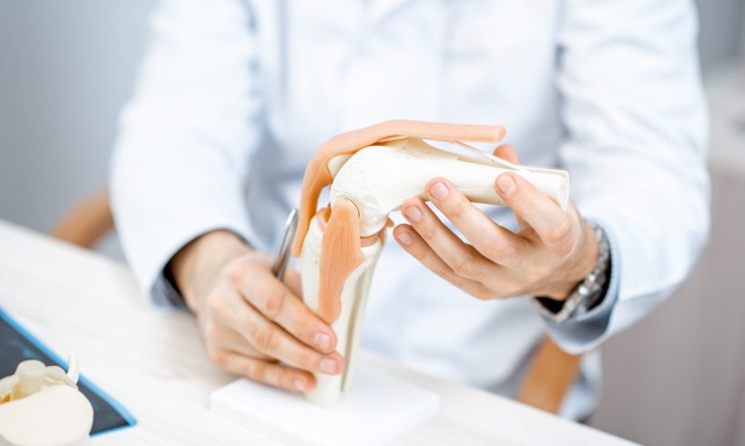 dokter spesialis ortopedi Banjarbaru dr. Adi Sp. OT