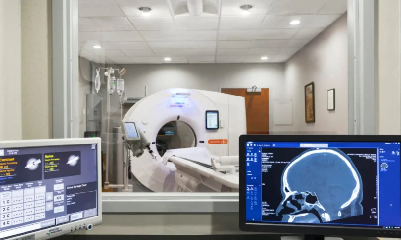 dokter spesialis radiologi Tabalong dr. Deasy Sp. Rad