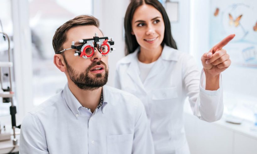 dokter spesialis mata Yogyakarta dr. Dewi