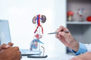 dokter spesialis urologi Sleman dr. Abraham