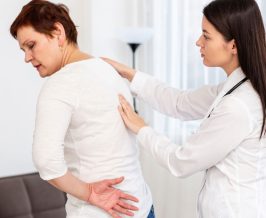 dokter spesialis fisioterapi Sleman dr. Asri